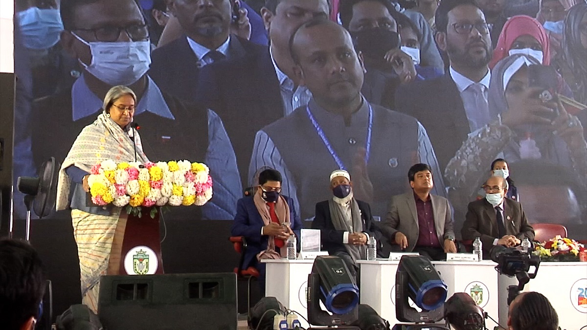 আবারও শিক্ষাপ্রতিষ্ঠান বন্ধ হবে কিনা জানালেন শিক্ষামন্ত্রী