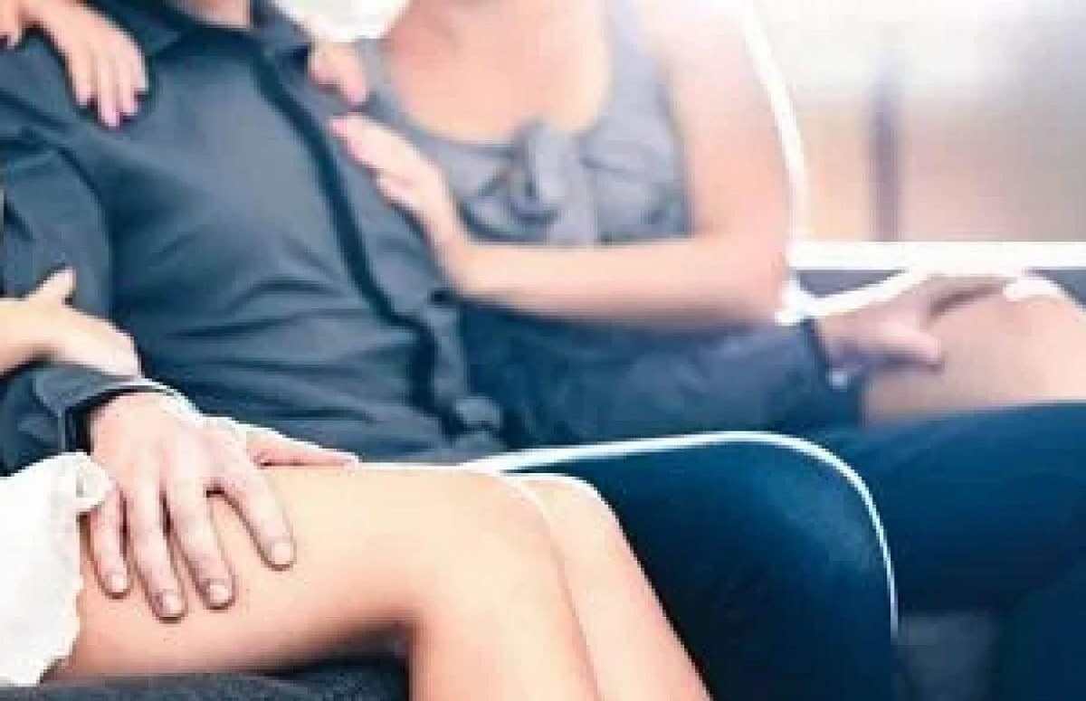 যৌনতায় রোমাঞ্চ আনতে সোশ্যাল মিডিয়ায় ‘স্ত্রী বদলের গ্রুপ’, গ্রেফতার ৭