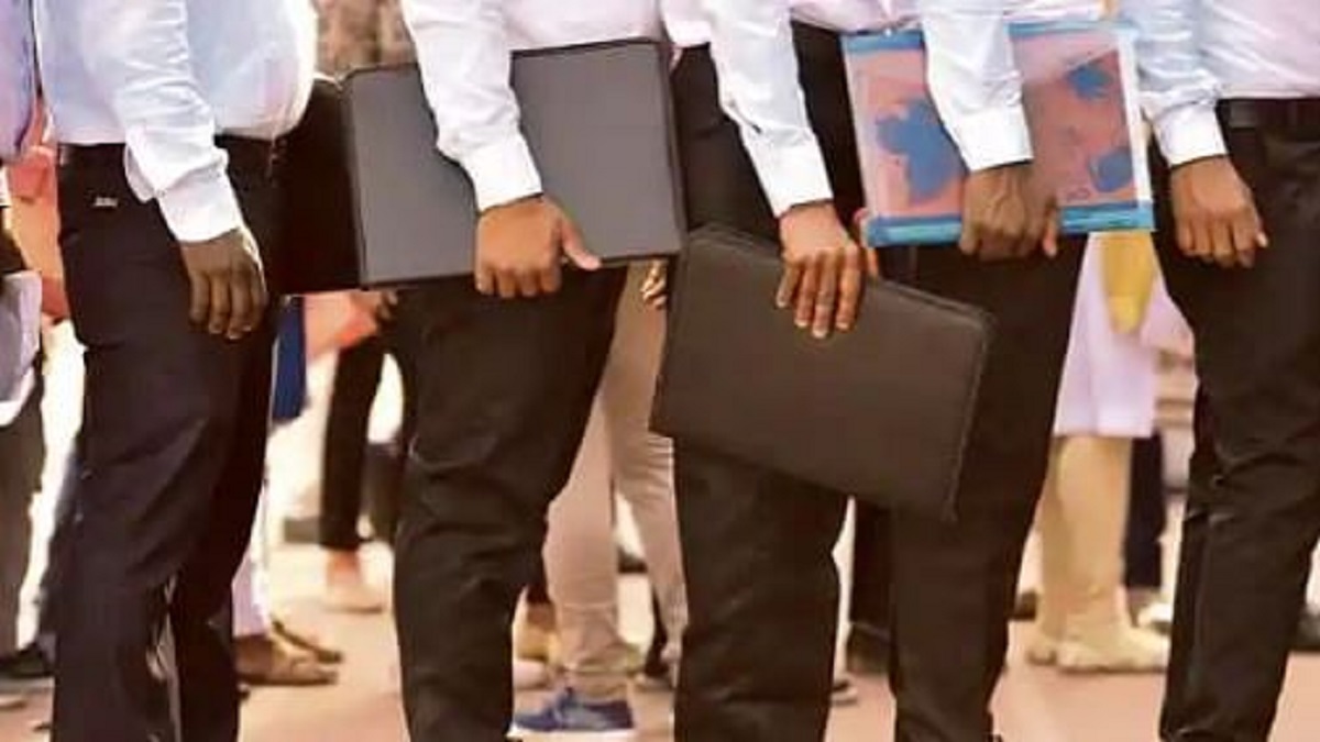 বিসিএসসহ বিভিন্ন নিয়োগ পরীক্ষা স্থগিত