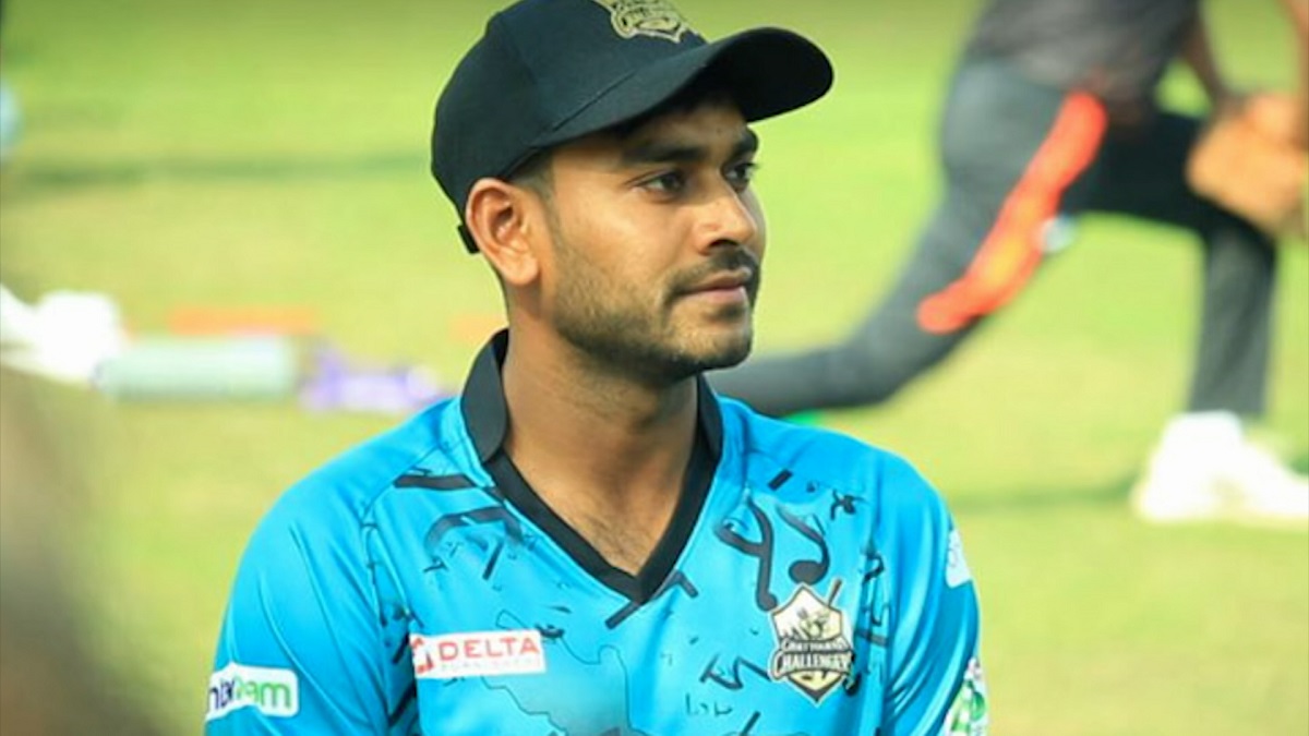 চট্টগ্রামের সাথেই থাকছেন মিরাজ, করবেন না অধিনায়কত্ব