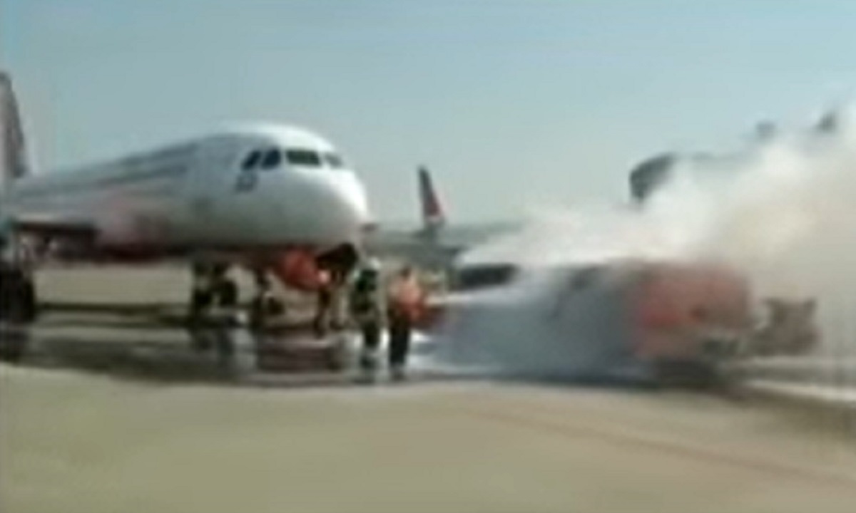 মুম্বাই বিমানবন্দরে আগুন, অল্পের জন্য বেঁচে গেলেন ৮৫ যাত্রী