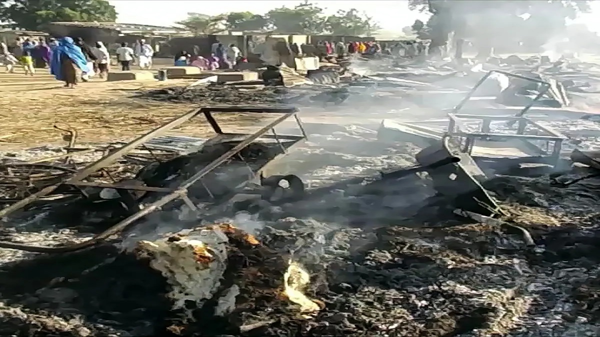 নাইজেরিয়ায় সন্ত্রাসীগোষ্ঠীর হামলায় নিহত ৩০