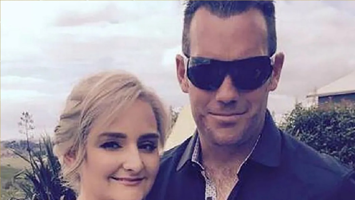 স্বামীকে বিক্রির জন্য বিজ্ঞাপন দিলেন স্ত্রী!