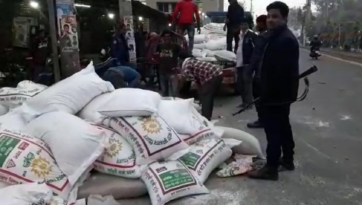 পাবনায় ভটভটি-অটোরিকশার সংঘর্ষে নিহত ১