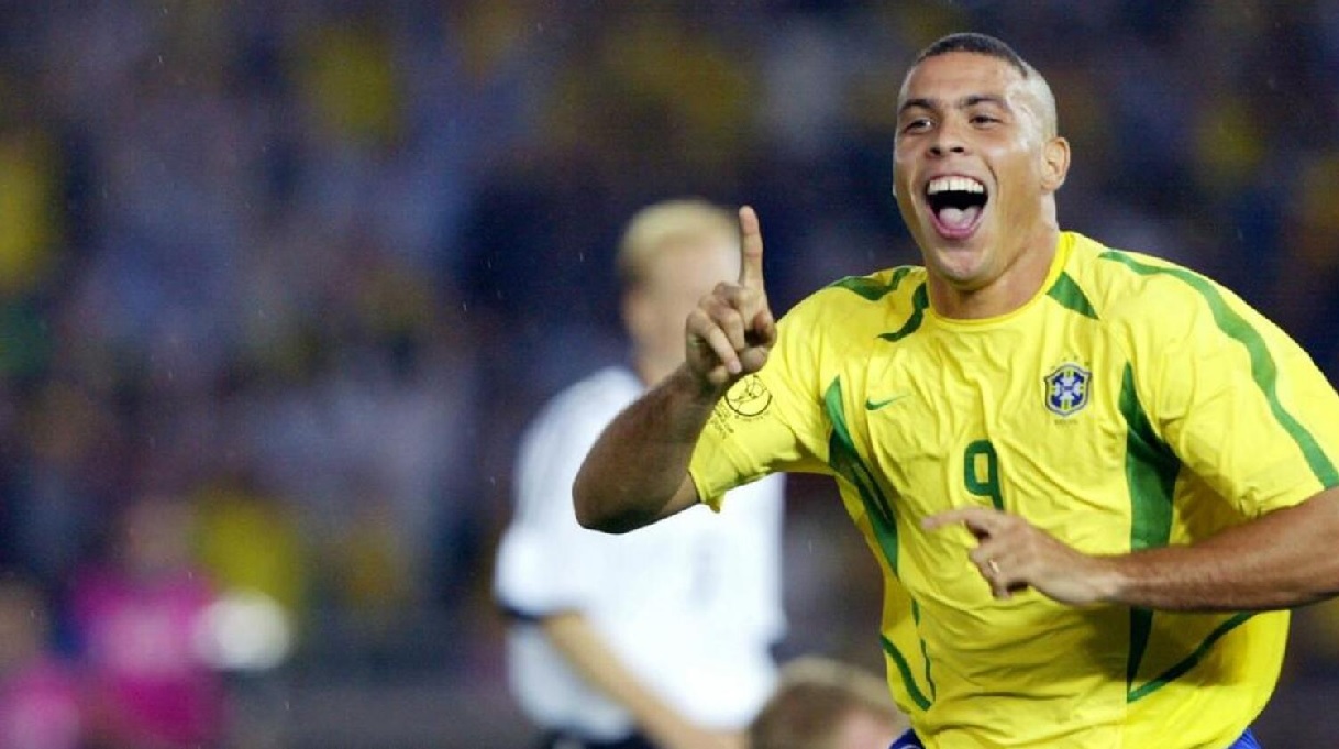 ফুটবল সুপারস্টার রোনালদো আক্রান্ত করোনায়