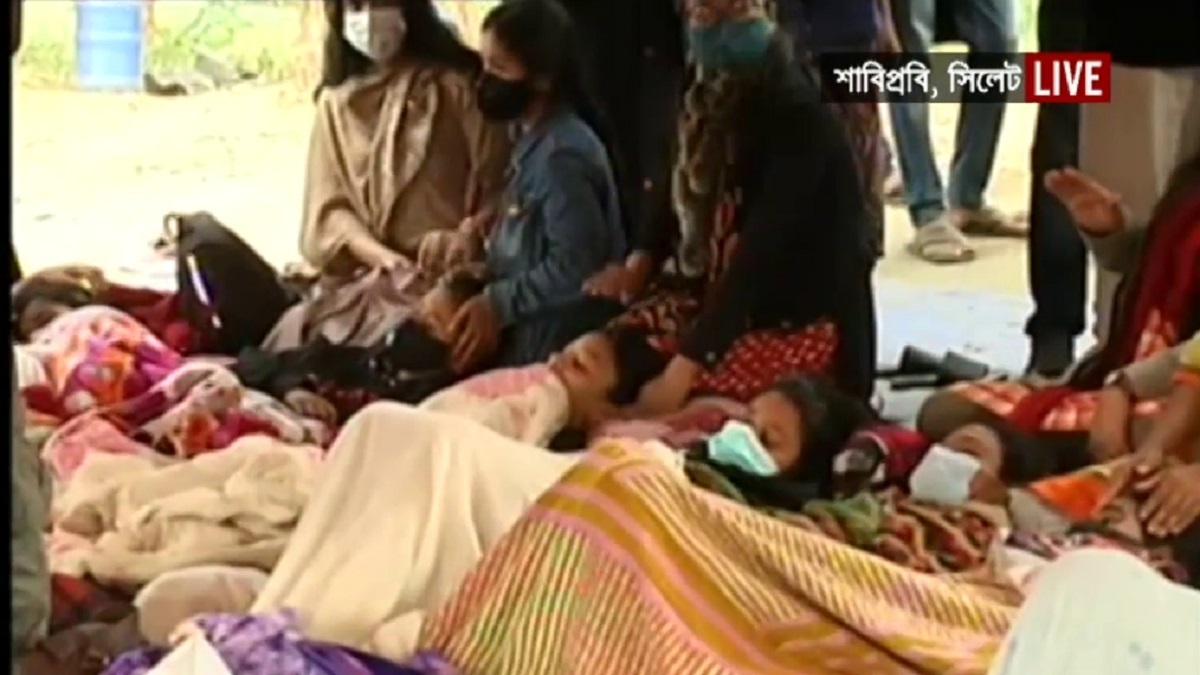 অসুস্থ হয়ে হাসপাতালে গিয়েও অনশন ভাঙেনি শাবিপ্রবির ৬ শিক্ষার্থী