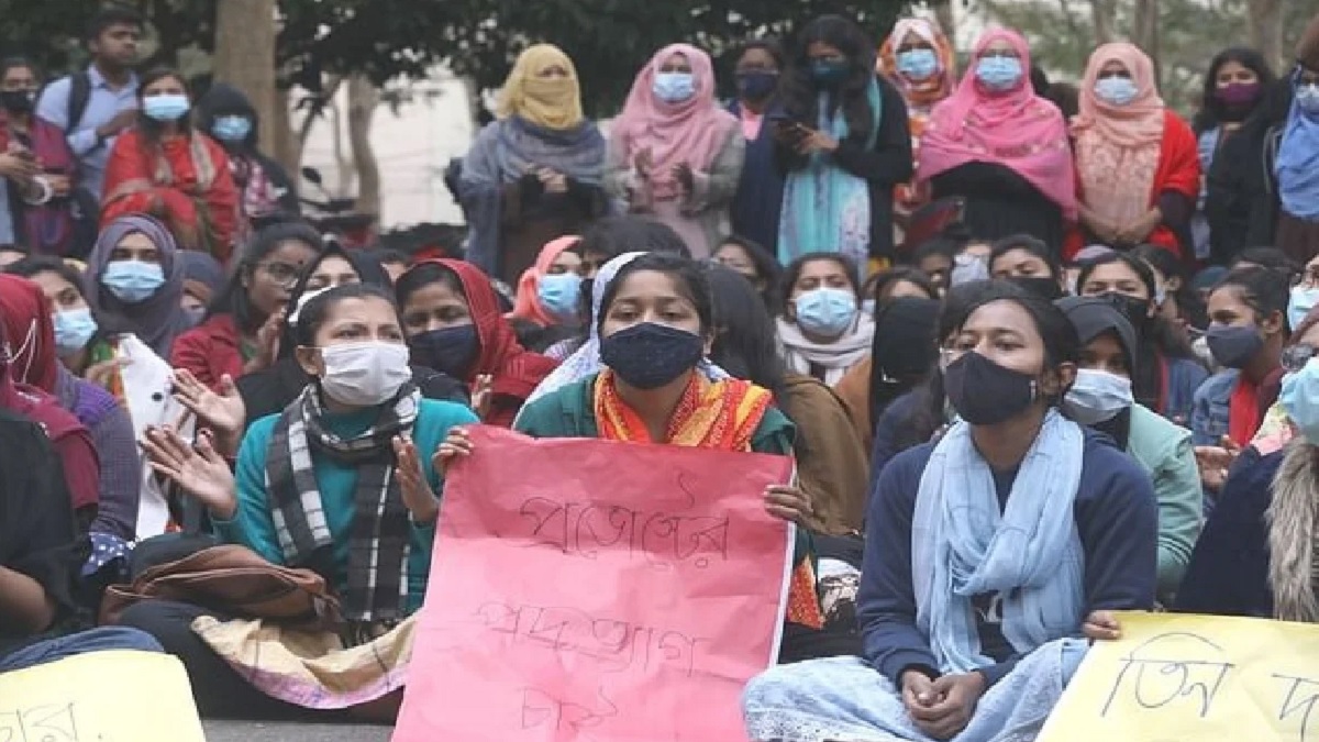 শাবিপ্রবিতে শিক্ষার্থীদের আন্দোলনের মুখে প্রভোস্টের পদত্যাগ