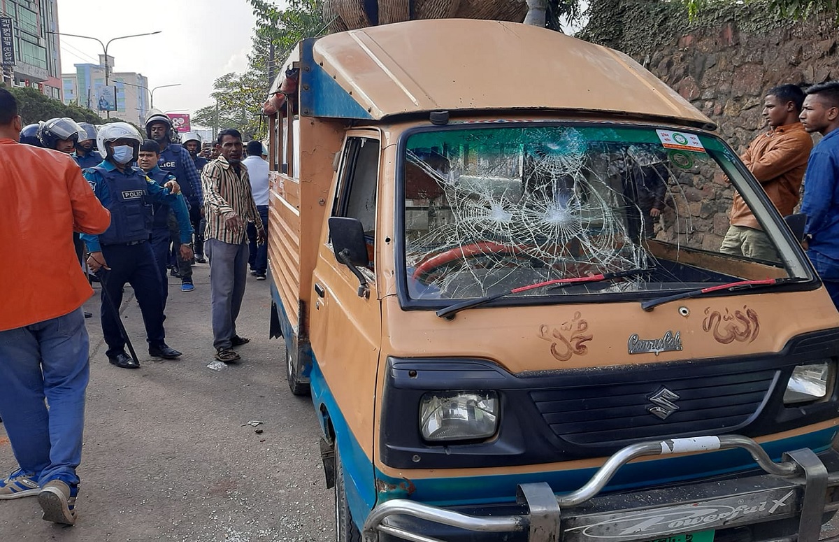 সিলেটে লেগুনা স্ট্যান্ড দখলকে কেন্দ্র করে দু’পক্ষের সংঘর্ষ, আহত ১০