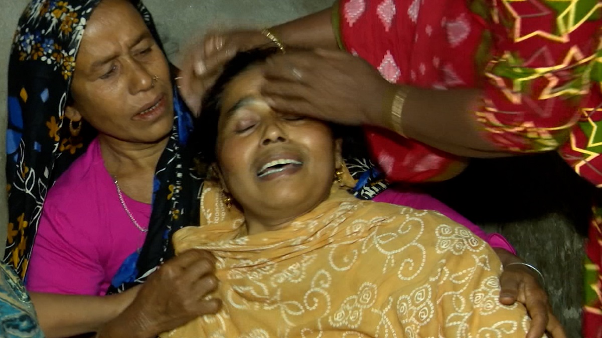 তরুণীর মৃত্যু: পরিবার বলছে খুন, পুলিশের দাবি আত্মহত্যা