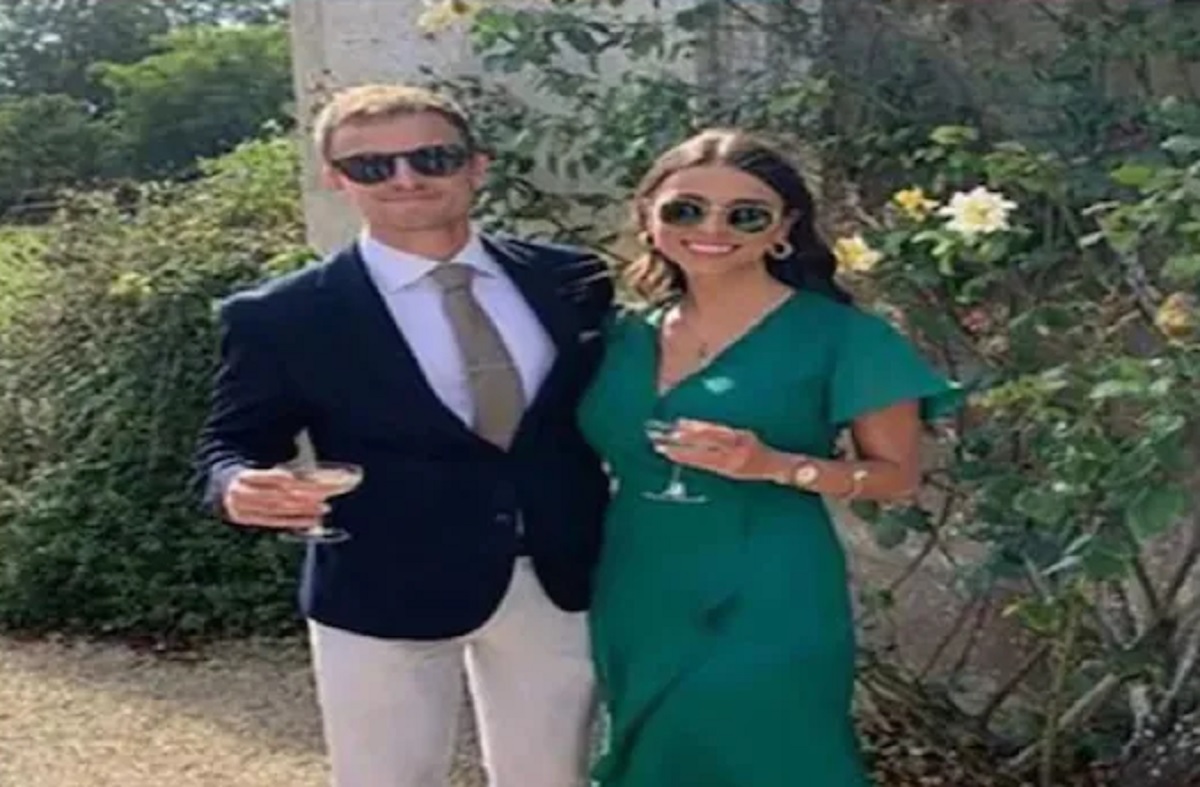 ৩০০ মেয়েকে না, প্রেমিকা খুঁজতে সোশ্যাল অ্যাপ বানালেন যুবক!