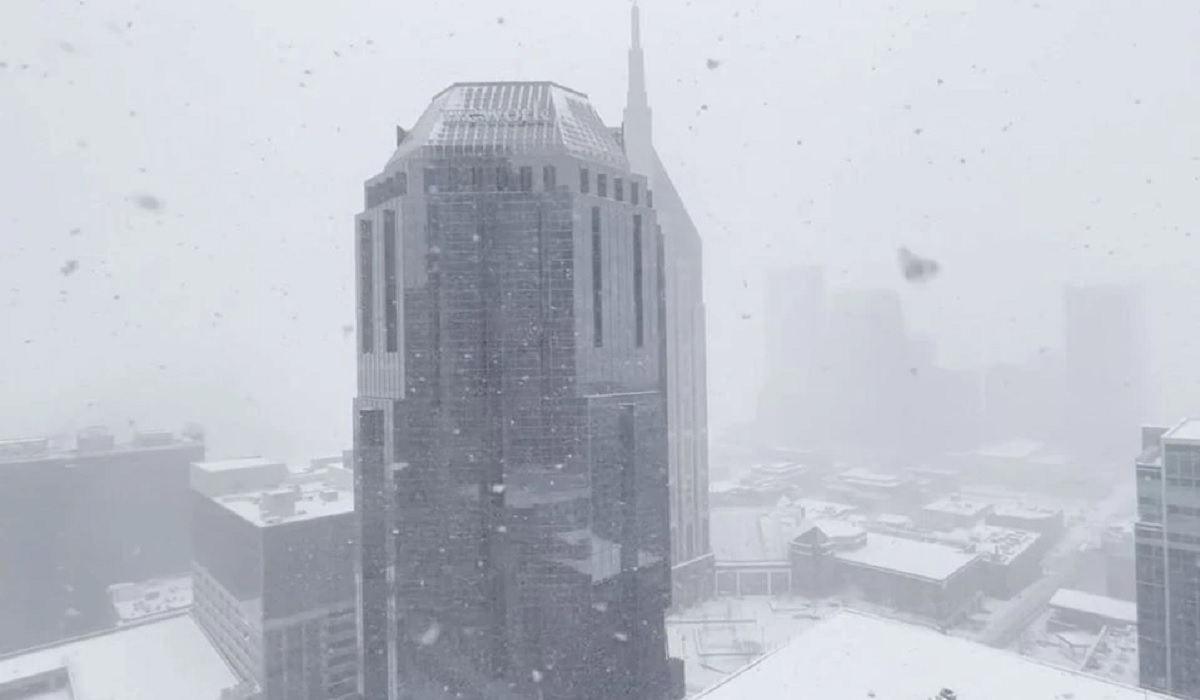 ‘বম্ব সাইক্লোন’র মুখোমুখি যুক্তরাষ্ট্র, বৈরি আবহাওয়া রাশিয়া-চীনেও