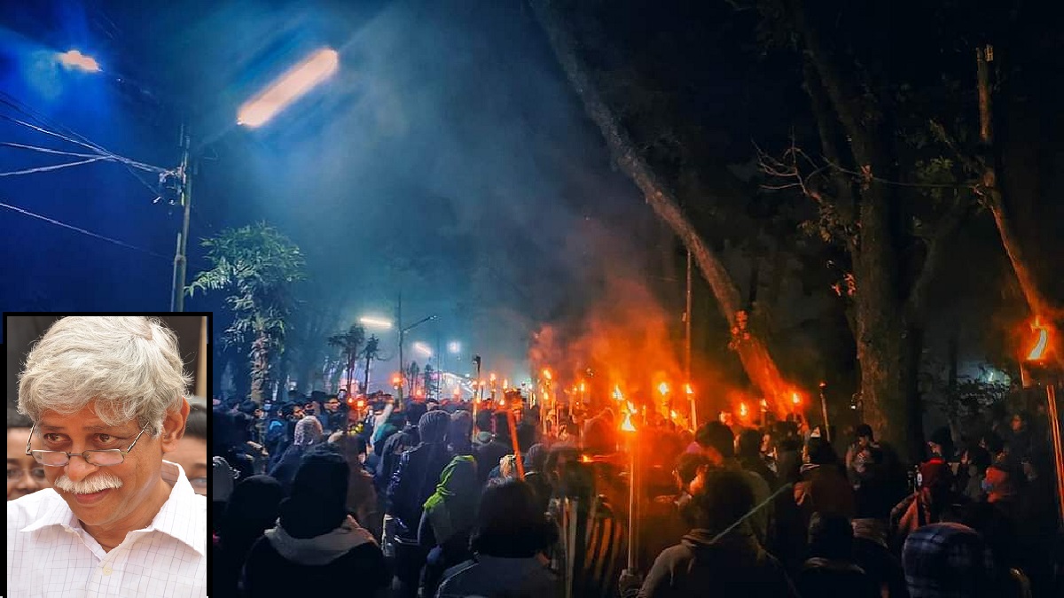 আমার প্রিয় বিশ্ববিদ্যালয়টি ভালাে নেই