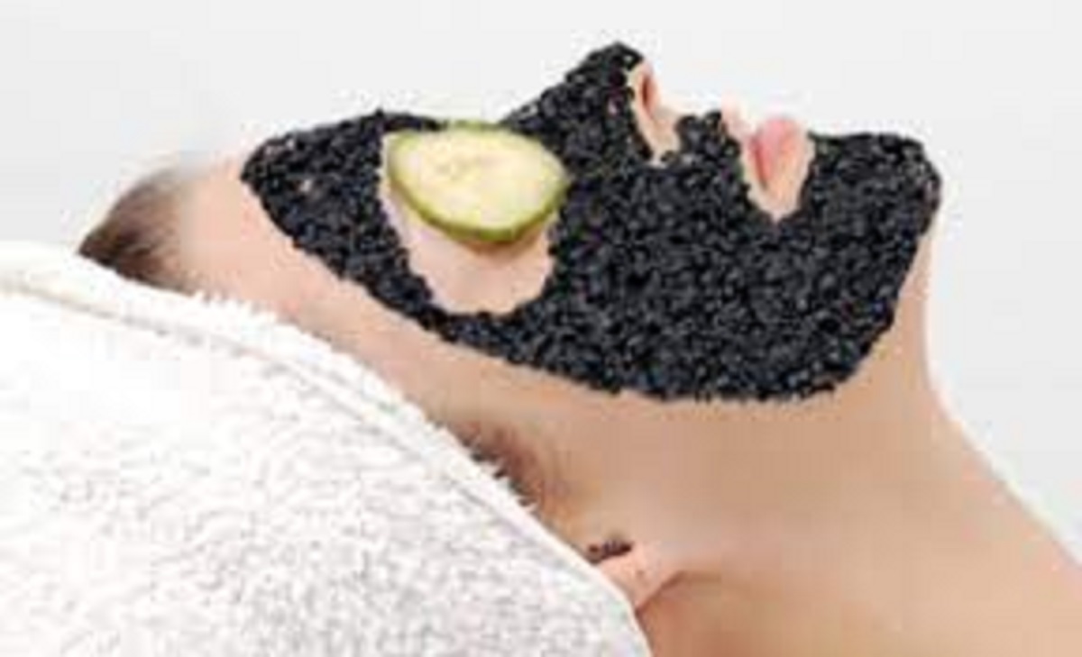 বিশ্বের সবচেয়ে দামি ফেসিয়াল, একবার করাতে খরচ ৮৫ হাজার টাকা!