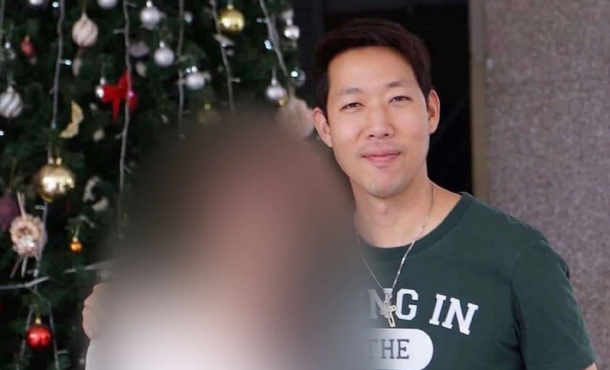 অস্ট্রেলীয় দূতাবাসে নারীদের টয়লেটে গোপন ক্যামেরা! গ্রেফতার ১