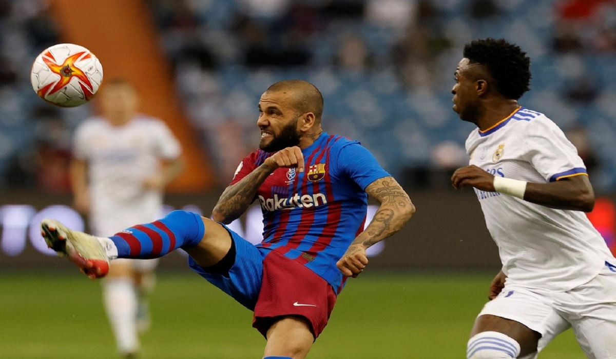 ইউরোপার স্কোয়াডে জায়গা পেলেন না আলভেস