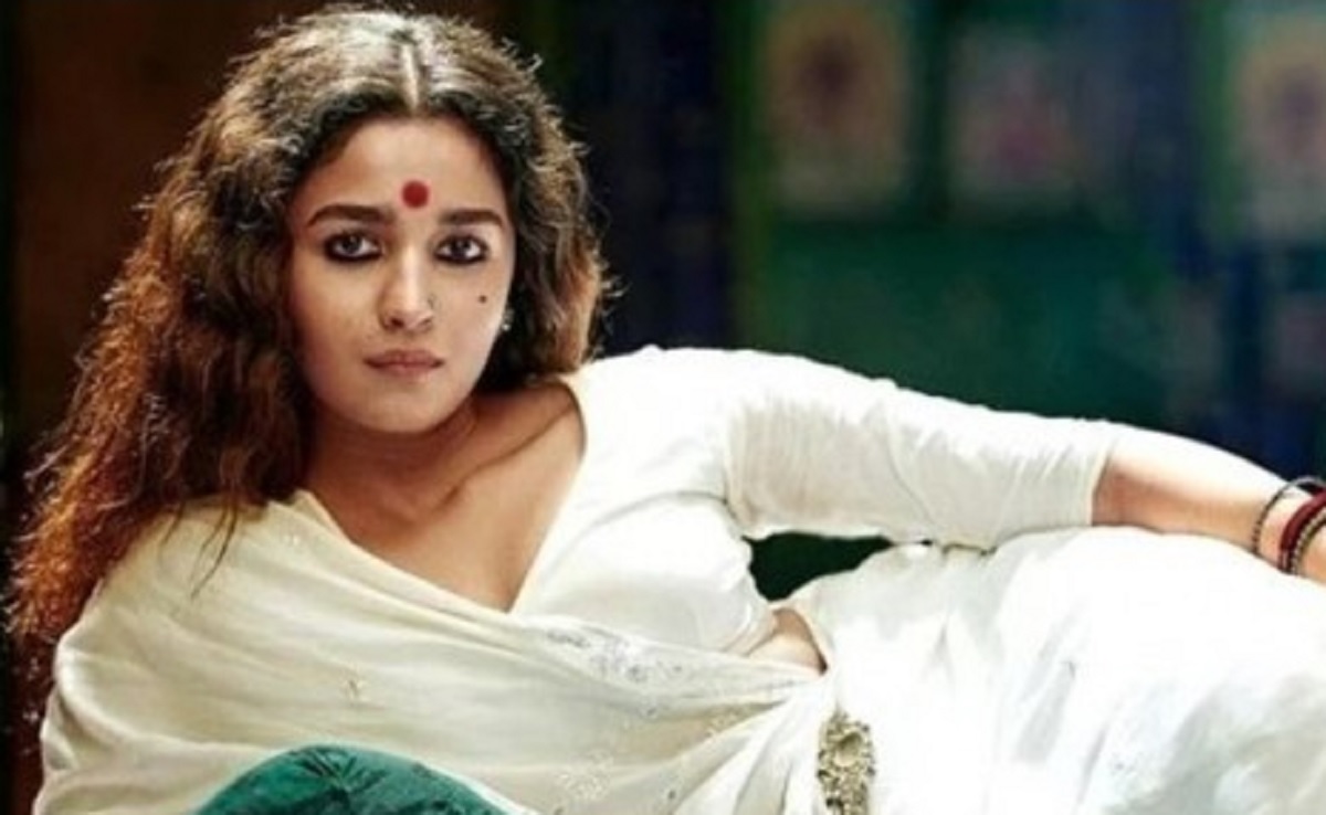 রেকর্ড তৈরি করলো ‘গাঙ্গুবাই কাথিয়াওয়াড়ি’