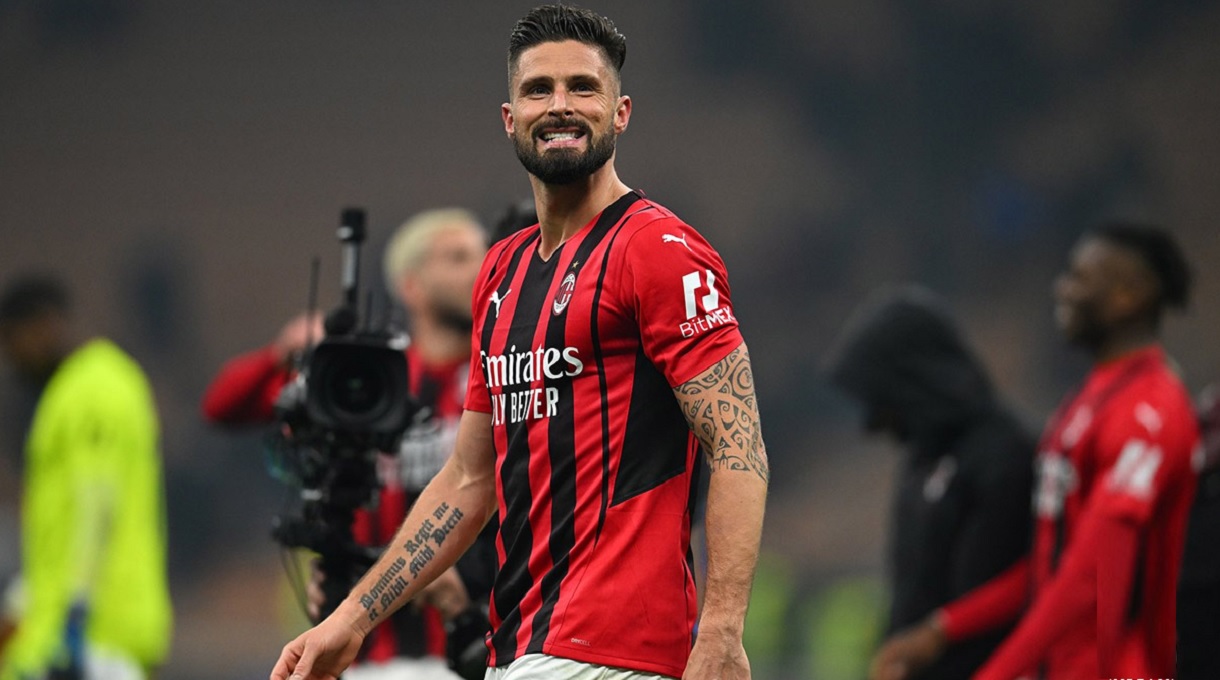 জোড়া গোল করে ডার্বিতে মিলানকে জেতালেন জিরু