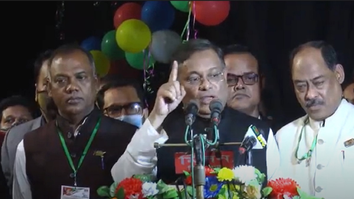 খালেদা জিয়া সুস্থ হলেও বিএনপির নেতাকর্মীরা মানসিকভাবে অসুস্থ হয়ে পড়েছে: তথ্যমন্ত্রী