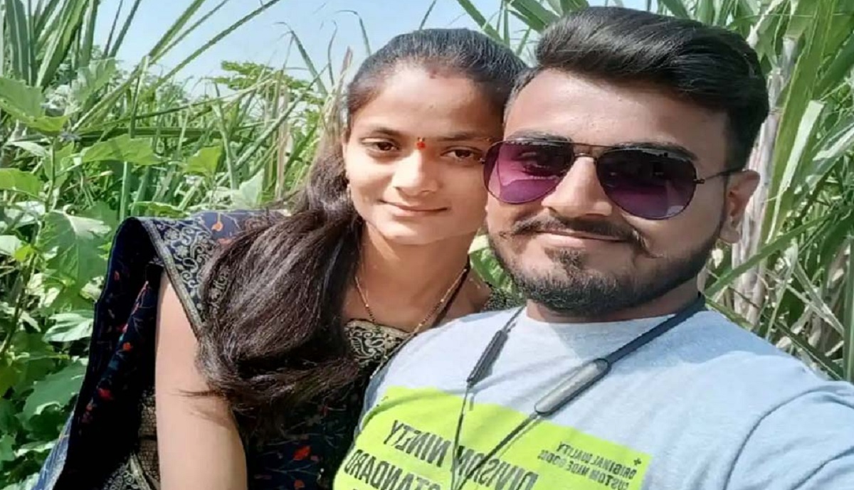 পালিয়ে বিয়ে করায় তরুণীর মাথা কেটে বারান্দায় ঝুলিয়ে রাখলো মা-ভাই