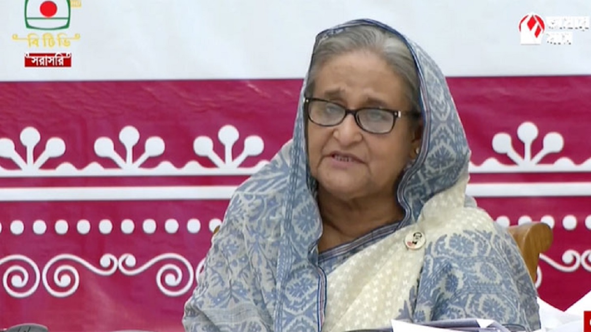 অমর একুশে বইমেলার উদ্বোধন করলেন প্রধানমন্ত্রী