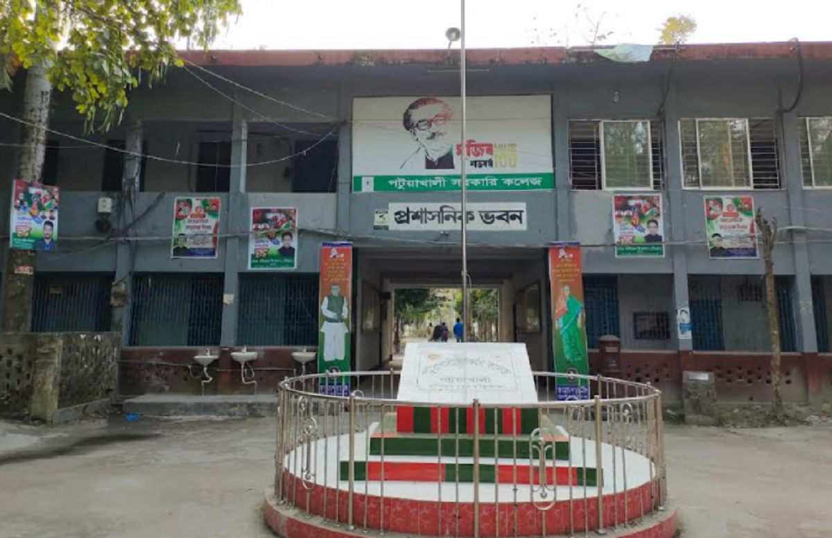 মেয়াদোত্তীর্ণ ২ বছর আগে, অথচ ক্ষমতা ছাড়ছেন না