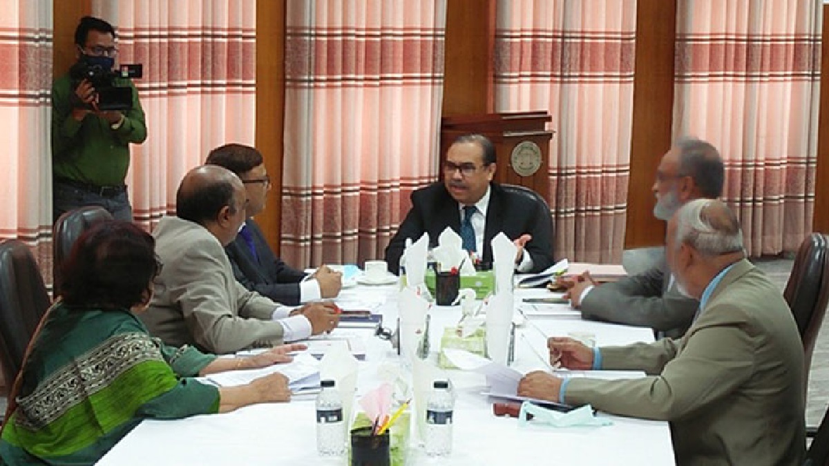 দশ নাম নিয়ে রাষ্ট্রপতির কাছে সার্চ কমিটি