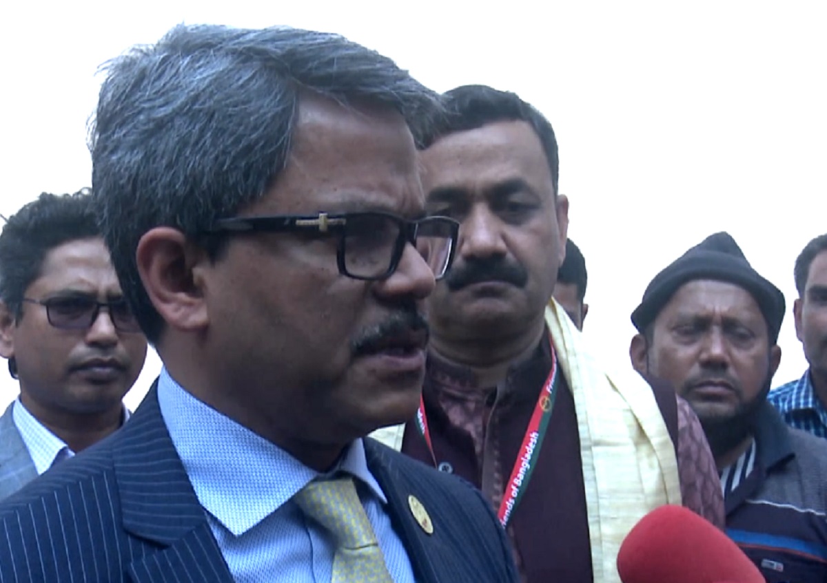 ইউক্রেনে আটকে পড়া ২৫ বাংলাদেশিকে হেফাজতে নেয়া হয়েছে: পররাষ্ট্র প্রতিমন্ত্রী