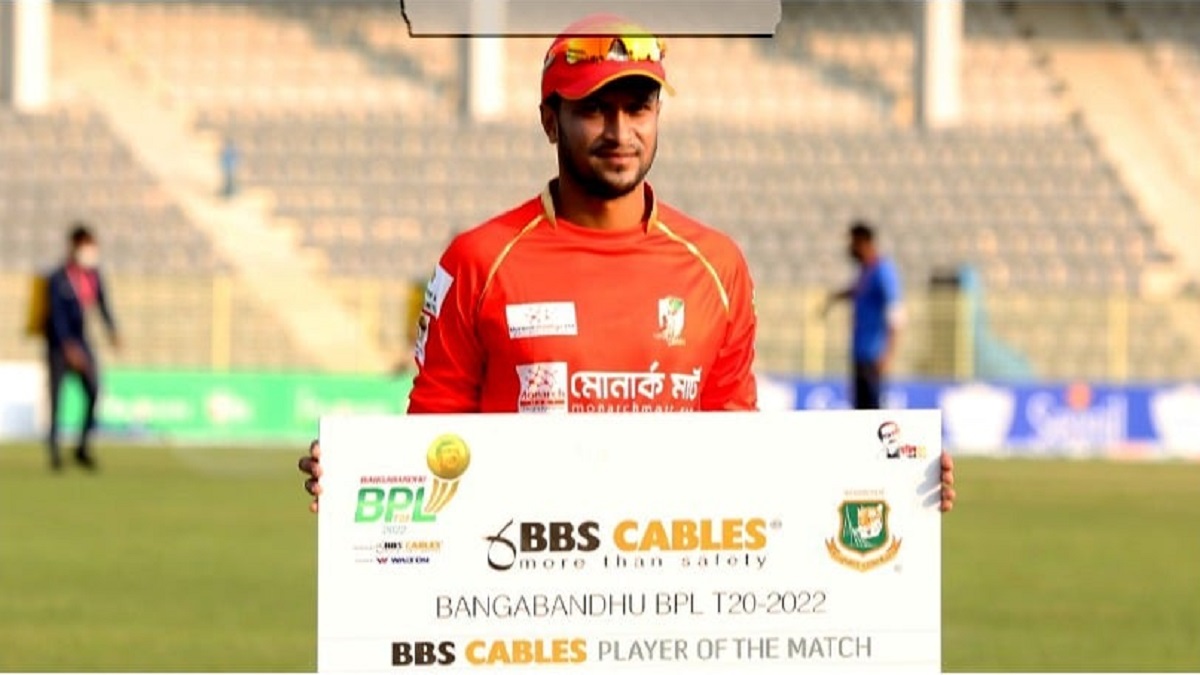 সাকিবের কাছেই হেরে গেল কুমিল্লা, শীর্ষস্থানে অদলবদল