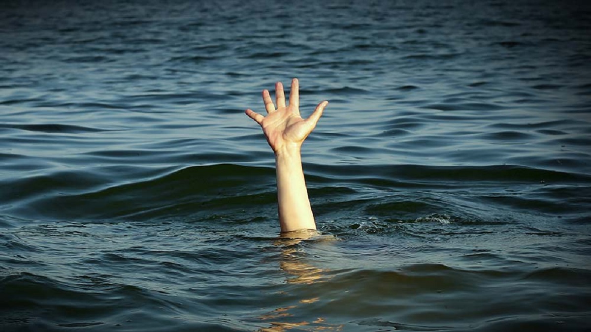 চকরিয়ায় পুকুরে ডুবে ২ শিশুর মৃত্যু, গুরুতর আরেকজন হাসপাতালে