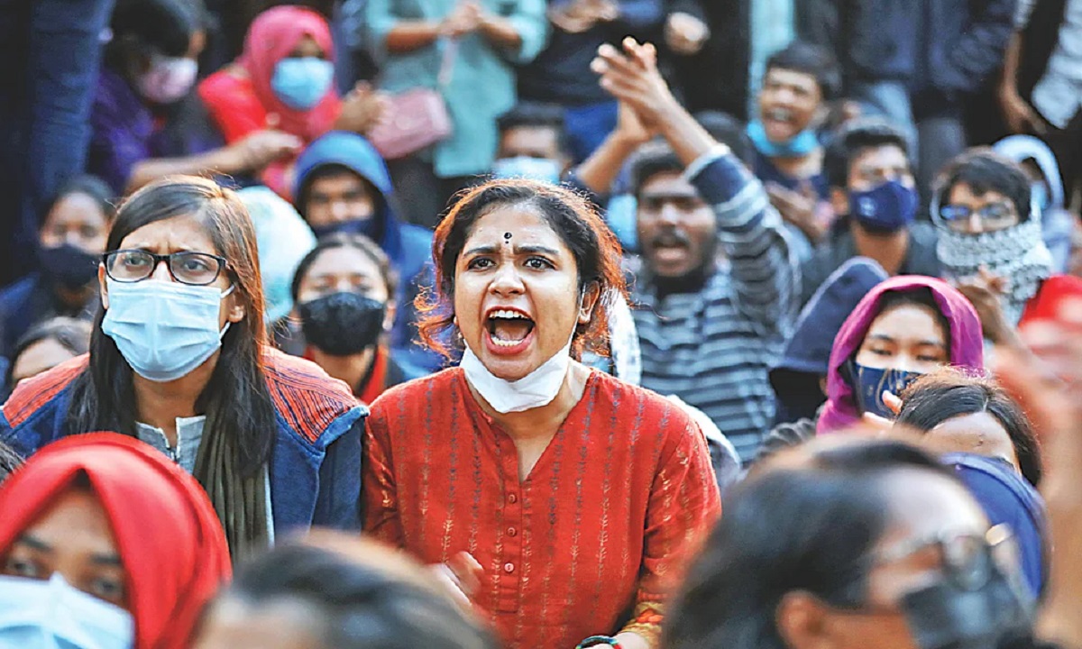 শিক্ষামন্ত্রী ও উপমন্ত্রীর ওপর আস্থা রেখে শাবিপ্রবিতে আন্দোলন ‘আপাতত’ প্রত্যাহারের ঘোষণা