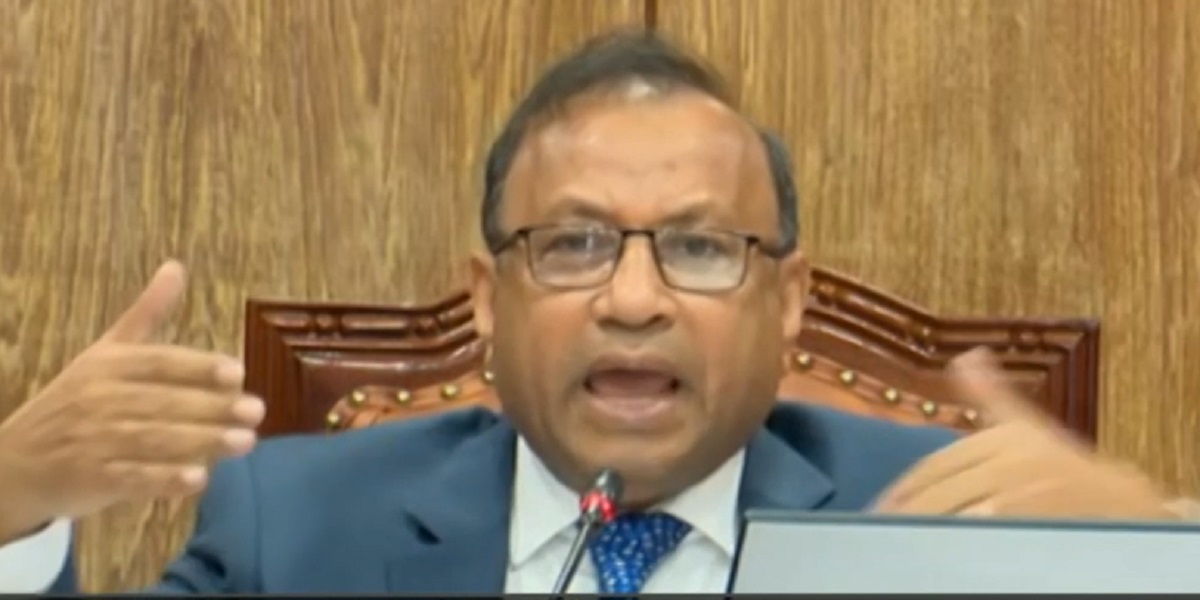 বিদেশি বিনিয়োগকারীদের বাংলাদেশে আমন্ত্রণ জানালেন স্থানীয় সরকার মন্ত্রী