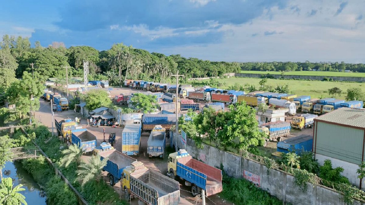 আখাউড়া বন্দরে আমদানি-রফতানি বন্ধ, তবে যাত্রী পারাপার চলবে