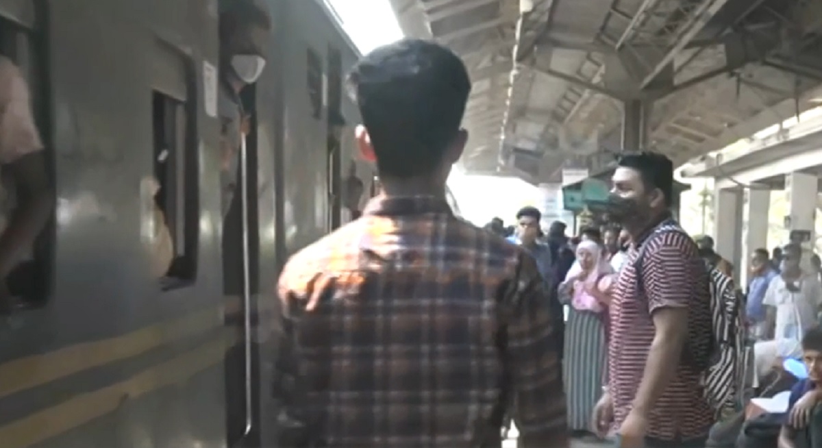 আশুগঞ্জ রেলস্টেশনে বাড়ছে চুরি-ছিনতাই, লোকবলের অভাবে জোরদার হচ্ছে না নিরাপত্তা