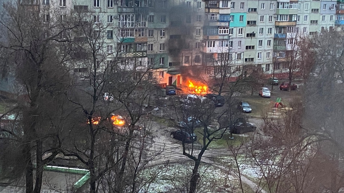 যুদ্ধ বিরতি মানছে না রাশিয়া, মারিউপোলে অব্যাহত গোলাবর্ষণ