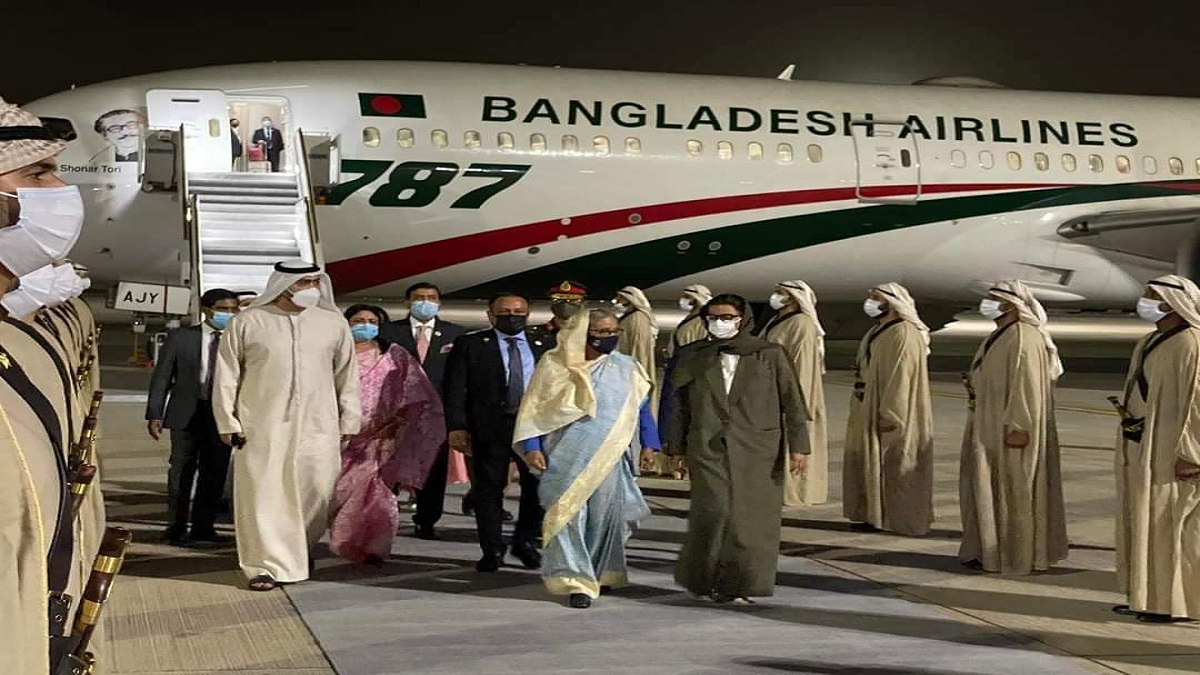 আবুধাবি পৌঁছেছেন প্রধানমন্ত্রী