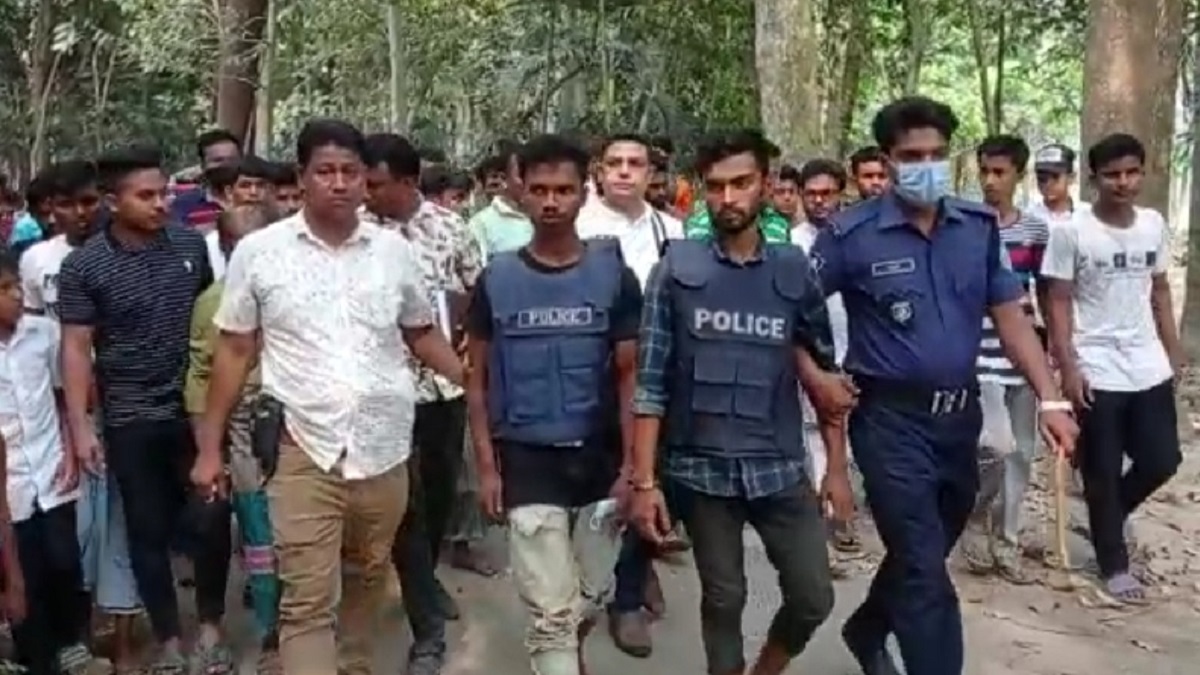 ডাকাতদল ধরতে ডাকাত সাজলো পুলিশ, রুদ্ধশ্বাস অভিযানে আটক ২