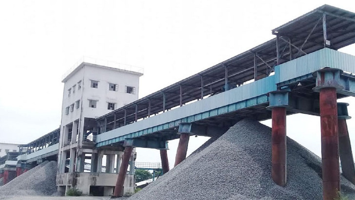 বন্ধ হয়ে গেছে দেশের একমাত্র পাথর খনির উত্তোলন