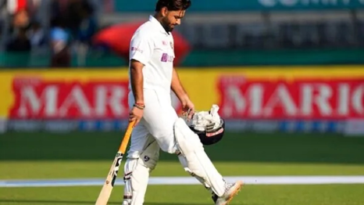 লঙ্কানদের বিপক্ষে চালকের আসনে ভারত, পন্থের শতরানের আক্ষেপ