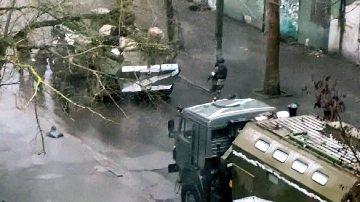 রুশ নিয়ন্ত্রিত খেরসনে কারফিউ; নেই পর্যাপ্ত খাবার ও আলো