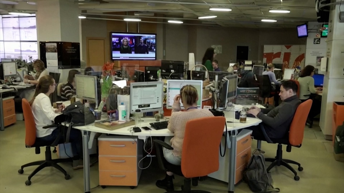 ১৫০০ সংবাদমাধ্যম ব্লক করেছে ইউক্রেন