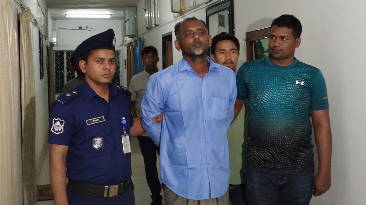 বিষ মেশানো মিষ্টি খাইয়ে দুই শিশু হত্যা; সফিউল্লার স্বীকারোক্তিমূলক জবানবন্দি