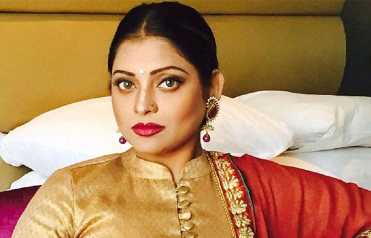 কলকাতা বইমেলায় পকেটমারের অভিযোগ, অভিনেত্রী গ্রেফতার