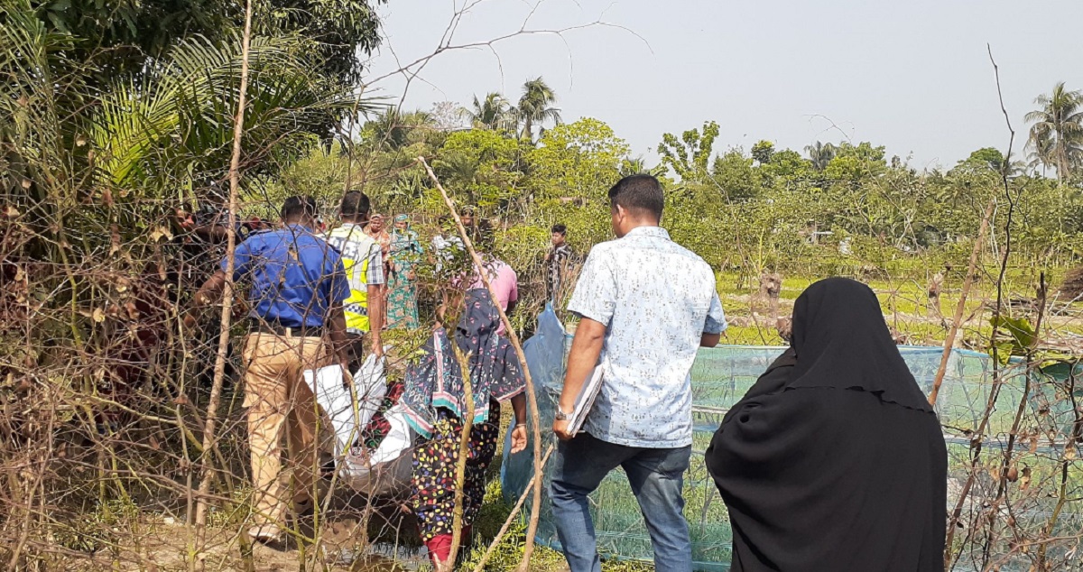 সাতক্ষীরায় নিখোঁজ স্কুলছাত্রীর মরদেহ মিললো কুল বাগানের ড্রেনে