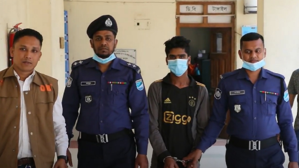 চুরির অপবাদ দেয়ায় ব্যবসায়ীকে পিটিয়ে হত্যা করলো কর্মচারী