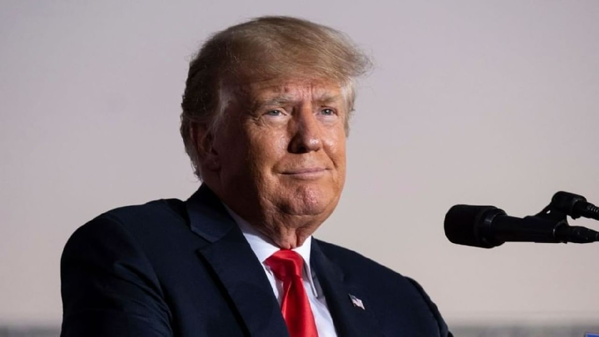 মার্কিন যুদ্ধবিমানে চীনের পতাকা লাগিয়ে রাশিয়া আক্রমণের বুদ্ধি দিলেন ট্রাম্প