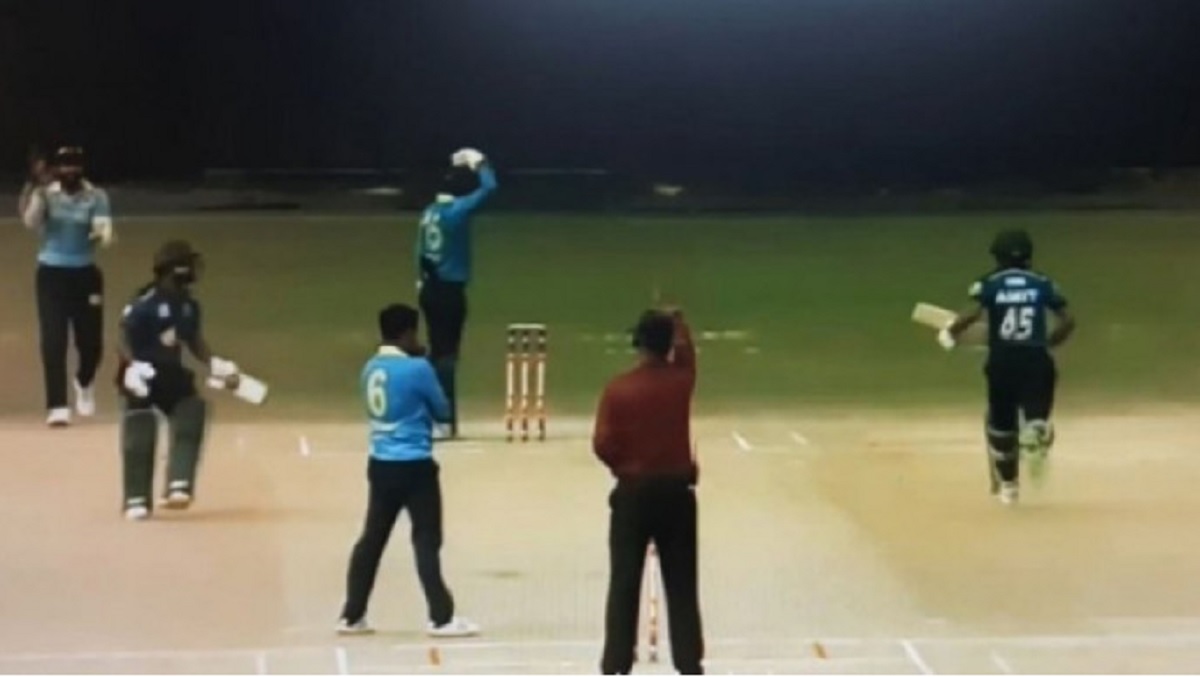 বোলারের আবেদন ছাড়াই এলবিডব্লিউ, আম্পায়ারকে কারণ দর্শানোর নোটিস