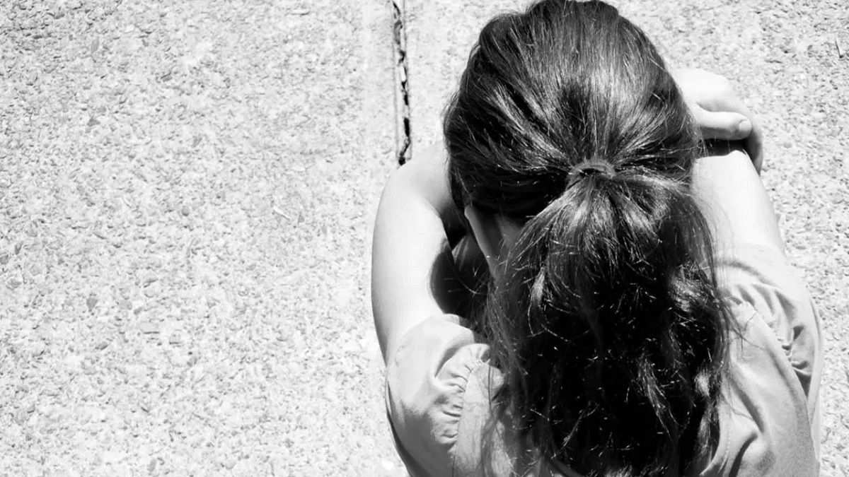 ১৭ বছরের কিশোরীর সন্তান প্রসব, ধর্ষণের অভিযোগে গ্রেফতার ১২ বছরের কিশোর