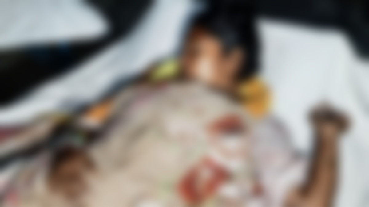 স্বামীর দ্বিতীয় বিয়ের কথা কথা তুলতেই স্ত্রীকে লাথি মেরে গর্ভের সন্তান নষ্ট