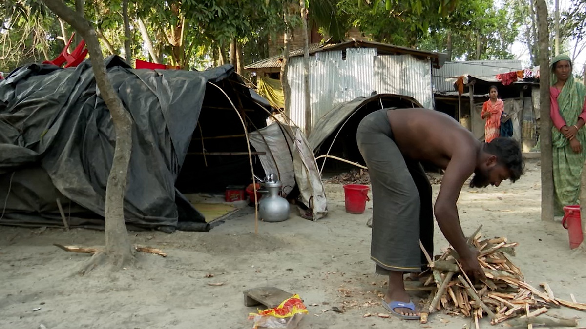 বাস্তবায়িত হচ্ছে চির যাযাবর বেদে জনগোষ্ঠীর স্থায়ী ঘরের স্বপ্ন