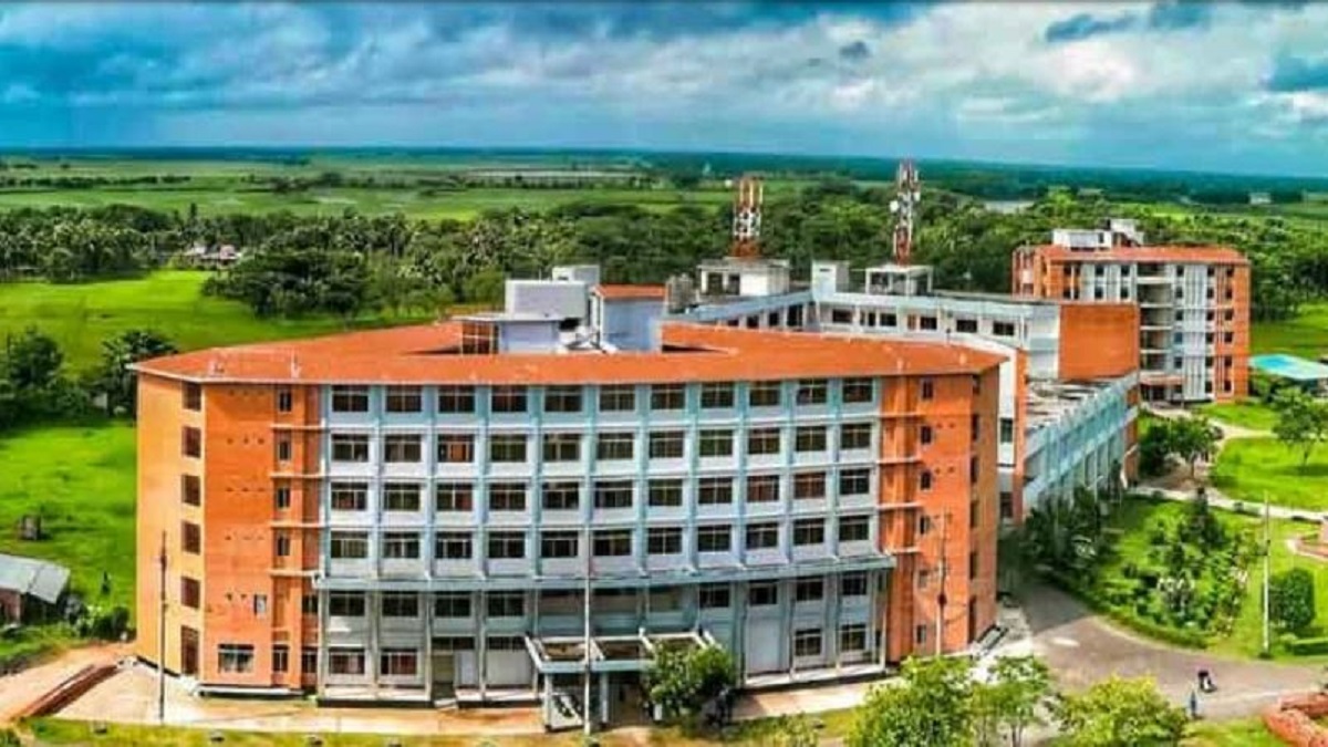 র্যাগিংয়ের দায়ে বহিষ্কার যবিপ্রবির ১৩ শিক্ষার্থী